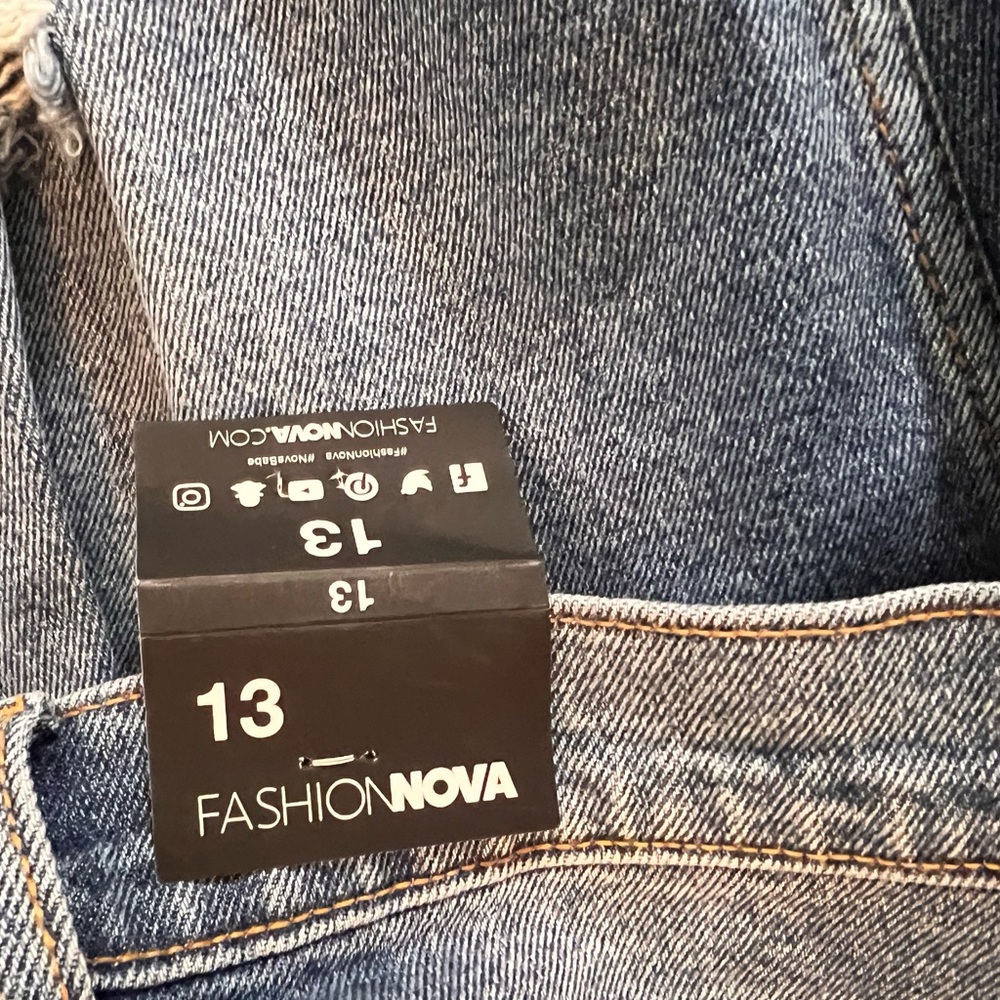 Fashionova jeans